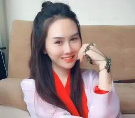 抖音仙女小琳吃瓜视频